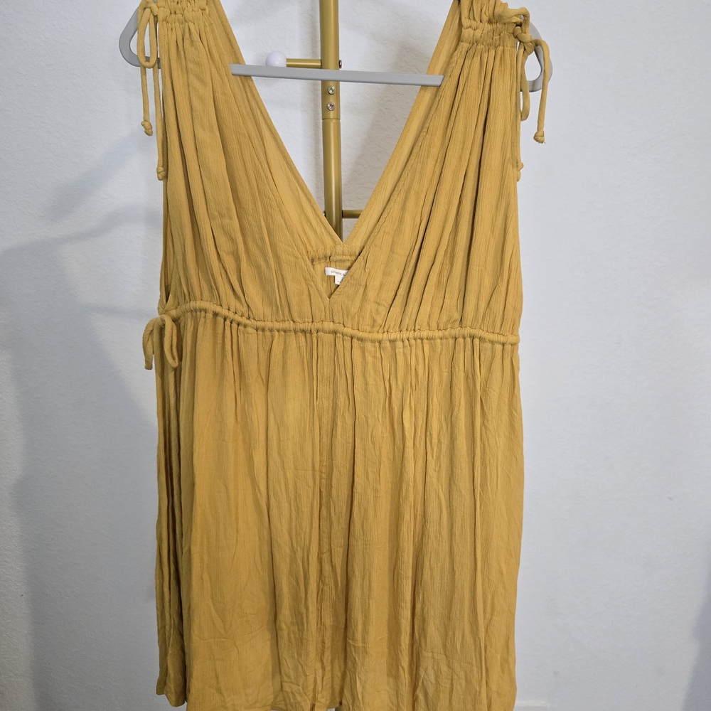 O'Neill Mustard Yellow V-Neck Top